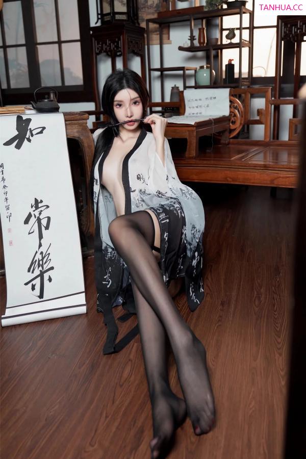 周于希dummy  [XiuRen]高清写真图 2023.12.29 No.7891 周于希Sally 美臀古装第43张图片